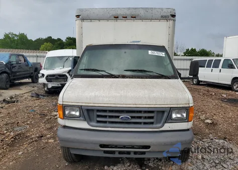 2006 Ford Econoline E350 Super Duty Cutaway Van из США, поврежденный, VIN 1FDWE35L66HB11044